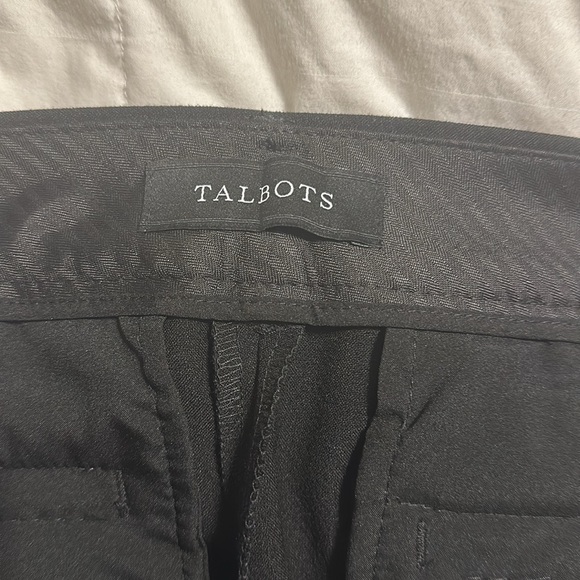 Talbots - Black Straight Leg Ankle Pants - Size 10P - Picture 4 of 8